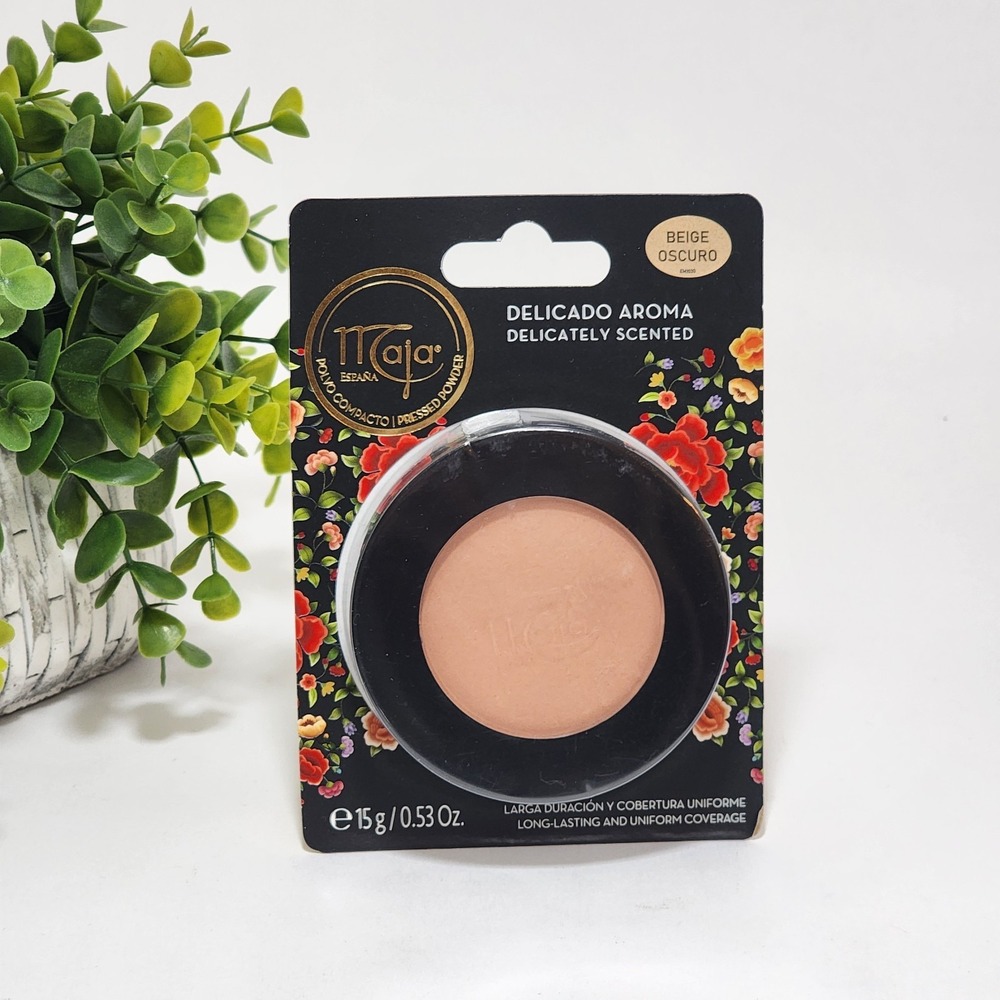 Maja Beige Oscuro Cream Powder Face makeup 0.53 oz 15 g Uniform Coverage Mirror